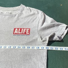 Alife New York T Shirt Men’s Medium Crack 158-99 Streetwear Skater Hip Hop