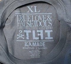 True Love & False Idols Unisex TLFI Cobra Graphic Dark Gray Shirt NWT Size XL