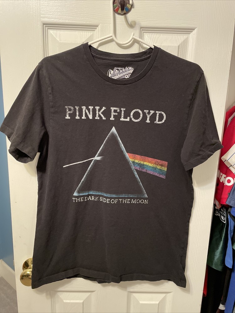 Pink Floyd dark side of the Moon Old Navy men’s black shirt size medium