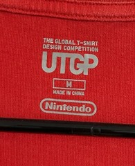 Uniqlo, Men Short Sleeve Nintendo Red Mario 8-Bit Graphic Shirt Top, Medium