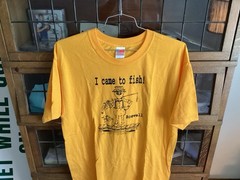 2004 Roswell New Mexico FISHING ALIEN Yellow GILDAN Graphic Funny T-shirt SZ L