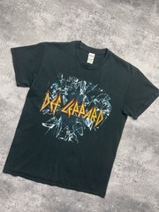 Def Leppard Vintage Tour Band Tee 2015 Heavy Metal Rock T-Shirt Men’s Size M