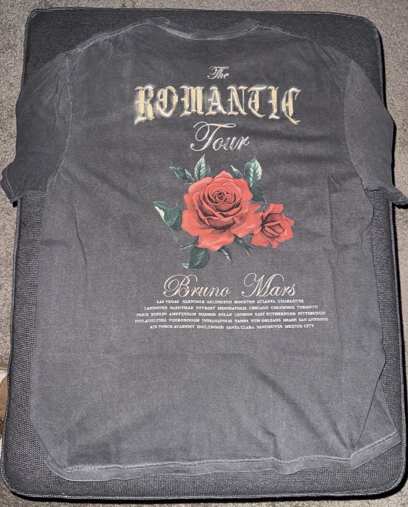 Bruno Mars Romantic Tour OFFICIAL 2026 XL Extra Large Short Sleeve T-Shirt Grey