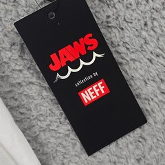 JAWS Shirt Mens Extra Large XL WHITE NEFF Casual Movie Poster Shark Horror NWT