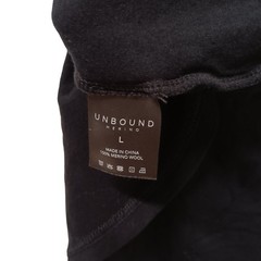 Unbound Merino Wool Men’s Black V-Neck Short Sleeve T-Shirt Size L