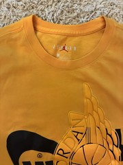 Jordan Air Jordan Jumpman Logo Yellow Graphic Print Crew Neck Tee Men’s L