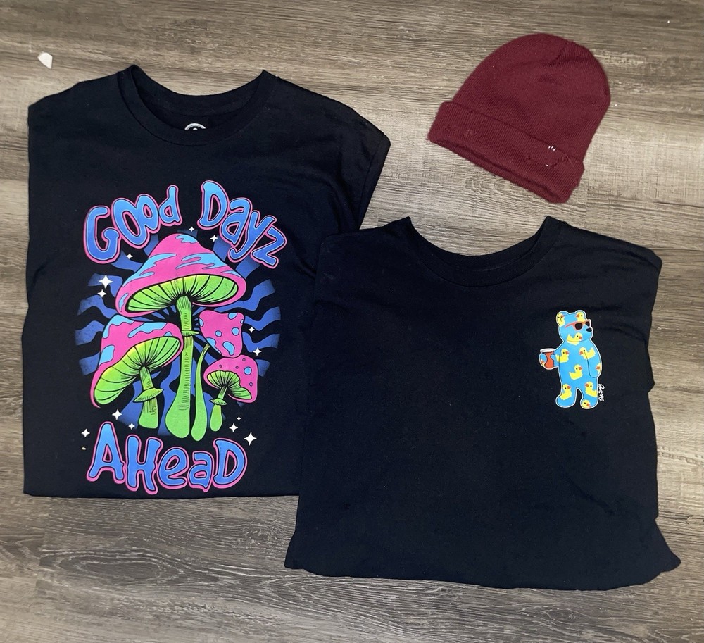Good Days Ahead Tee Riot Society Tee & burgundy distressed beanie bundle