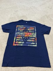 RETROFIT & ASPHALT Men’s T-Shirt Pocket-Casual Size L Floral Hawaiian Vacation