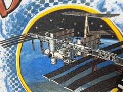 Spacecraft Shirt Adult XL Discovery STS-131 Support Crew Dutton ISS NASA White