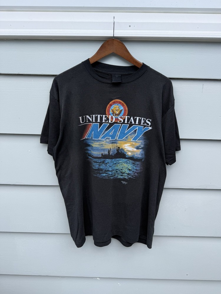 Vintage 90s 3D EMBLEM United States Navy T- Shirt Men’s Size . XLarge….