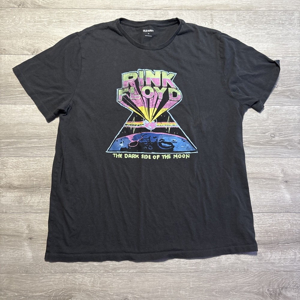 Old Navy Pink Floyd The Dark Side of the Moon Graphic T-shirt Used XL