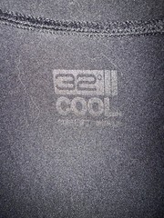 32 Degrees COOL Solid Dark Black STRETCH Tee EUC Men’s Size Medium
