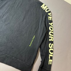 Nike Long Sleeve Shirt Mens Medium Black World Tour Graphic Move Your Body
