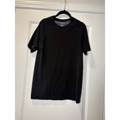 Fabletics Mens Training Day Short Sleeve Tee Black Mesh Athletic Shirt Size S