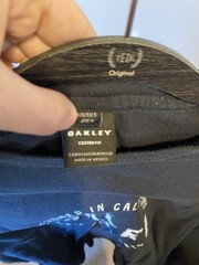 Oakley Men’s Short Sleeve T-Shirt Size S Regular Fit