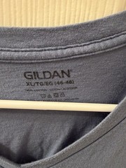 Gildan Mens Short Sleeve Cotton V Neck Stylish T-Shirt XL – New