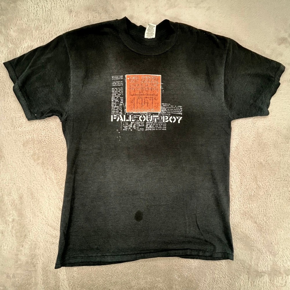 Jerzees Fall Out Boy Mens Large Black Preowned Graphic Tee Stain