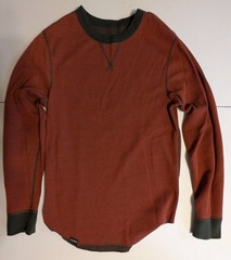 Hanes Reversible Green/Orange Long Sleeve Stretch Thermal Shirt in Medium