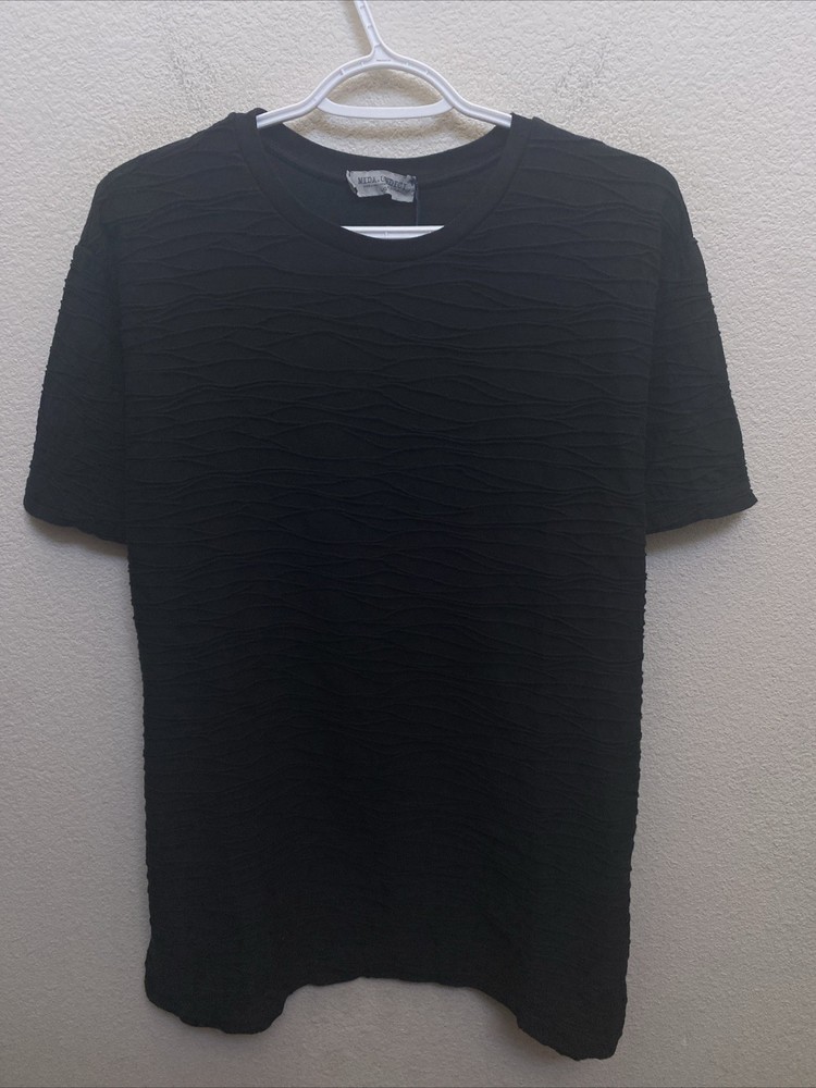 Mida Undici Italy Men’s Large Black Textured T-Shirt Short Sleeve Crew Neck NWT