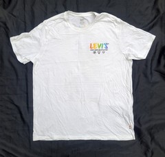 Levi’s Equality Pride Never Goes Out of Style White Summer T-shirt Size XL