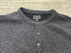 GUESS T Shirt Mens Medium Thermal Henley Solid Gray Cotton Poly Blend Waffle