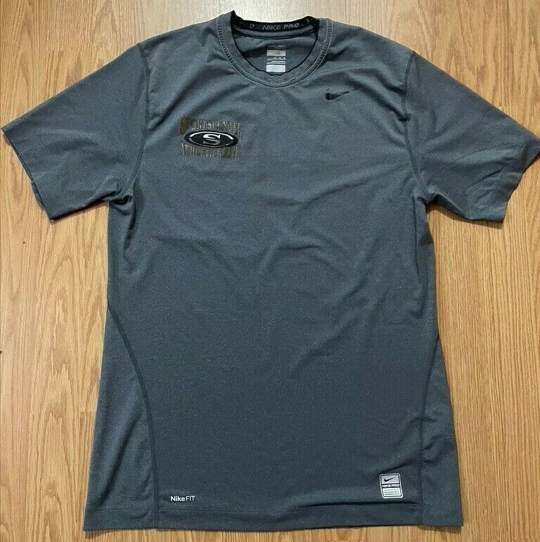 Nike Pro shirt fitted athletic young mens medium Personal Trainer