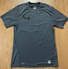 Nike Pro shirt fitted athletic young mens medium Personal Trainer
