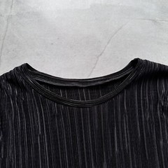 Japan Unbranded Issey Pleats Please Style Vintage Black Pleated T Shirt