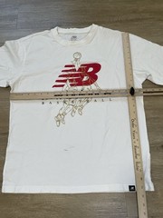 New Balance Hoops Graphic Mens Sz M T-Shirt Basketball Crewneck Tee White