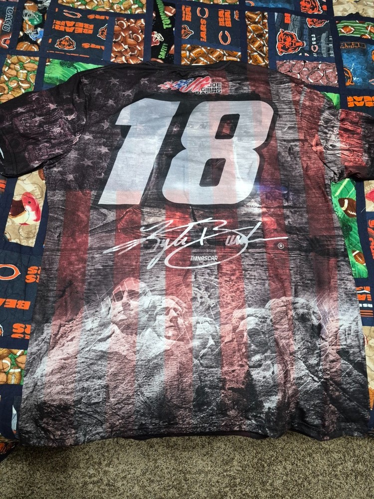 KYLE BUSCH SUBLIMINATED PATRIOTIC T-SHIRT #18 X-LARGE JGR NEW W/ TAGS