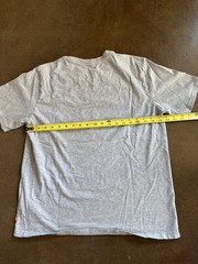 Levi’s 501 Men’s Embroidered T Shirt Gray Size Medium Short Sleeve Cotton Tee M