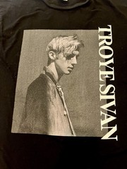 Troye Sivan B&C Collection E150 Black Graphic Concert TShirt Women’sLarge TS050