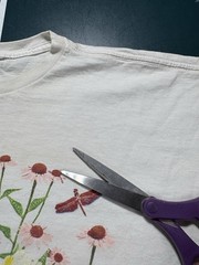 Vintage 90s Looney Tunes Tweety Bird T Shirt XL White Double Sided Flowers