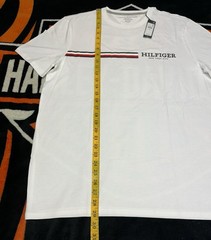 Tommy Hifiger Regular Fit T Shirt Size Mens Large NEW WITH TAGS (Retail $49.50)