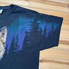 Vintage 1996 National Wildlife Federation Wolf Aurora Borealis T-Shirt USA – XL