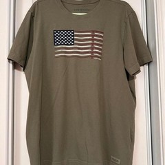 Life-is-good Men’s Khaki and Green T-shirt