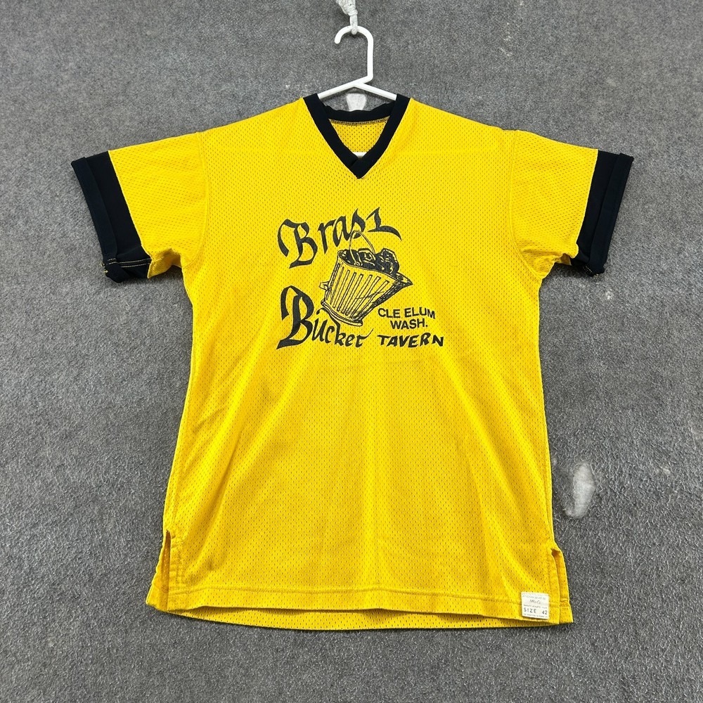 VINTAGE Brass Bucket Tavern Shirt Mens L Yellow Cle Elum Washington Jersey 70s