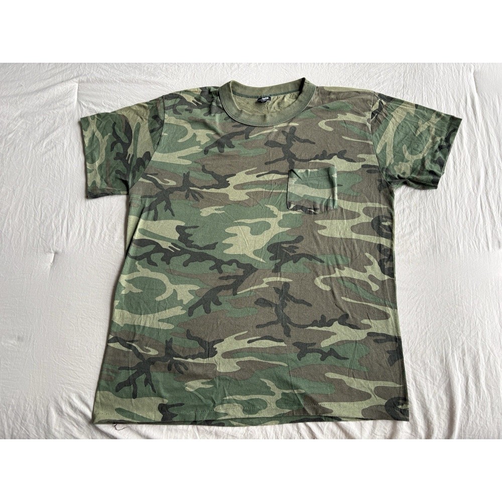 Vintage 80’s Ace Sportswear Camo Pocket Tee Super Thin XL USA
