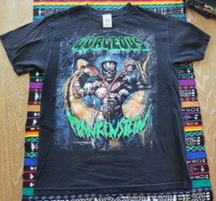 Gorgeous Frankenstein vtg tee SZ medium 🔥