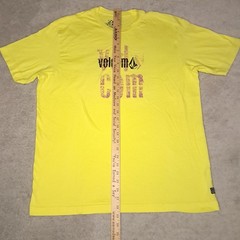 Y2K Volcom Stone Skateboard T-shirt Mens XL Slim Yellow Logo Spellout