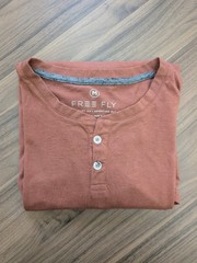Free Fly Mens Medium Long Sleeve Henley Shirt Brown Rust Casual Outdoor Comfort