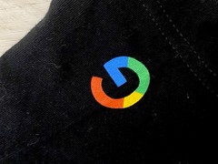 Google Olympus Project Promo T Shirt Medium Black Cotton Employee Tech Swag Mens