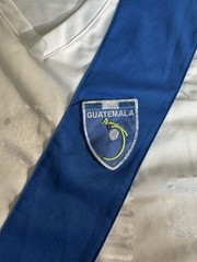 Vintage Guatemala Umbro Futbol Soccer Jersey White Size Medium 90s Nostalgia