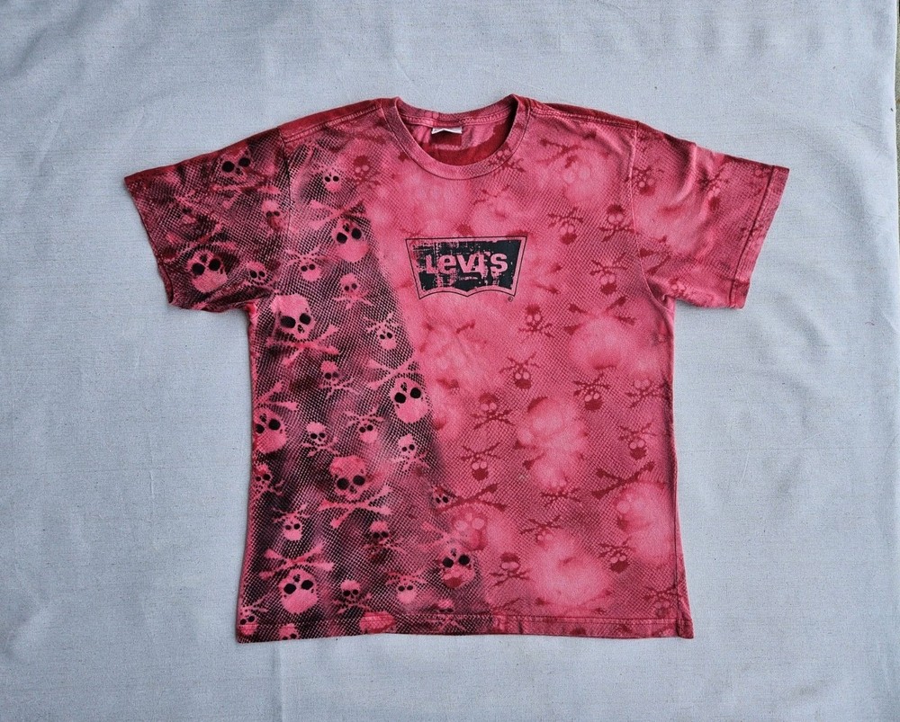 Vintage Levi’s Custom Bleach Art Skull T-Shirt XL Upcycled Hand Painted