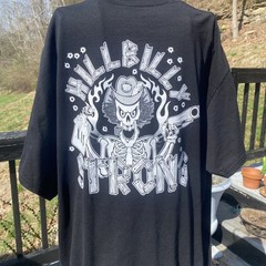 Gilda’s Dry Blend Hillbilly Hotdogs WV T-shirt XL