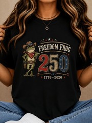 Women’S Freedom Frog Graphic T-Shirt, Patriotic 250 Years Print Tee