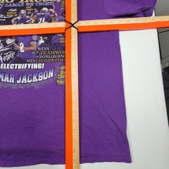Baltimore Ravens Lamar Jackson Big Truss NFL Purple Graphic Tee Shirt Men’s XL