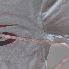 Nike 6.0 Vintage Grey T-Shirt Red Plaid Graphic Swoosh Logo Men’s Size M