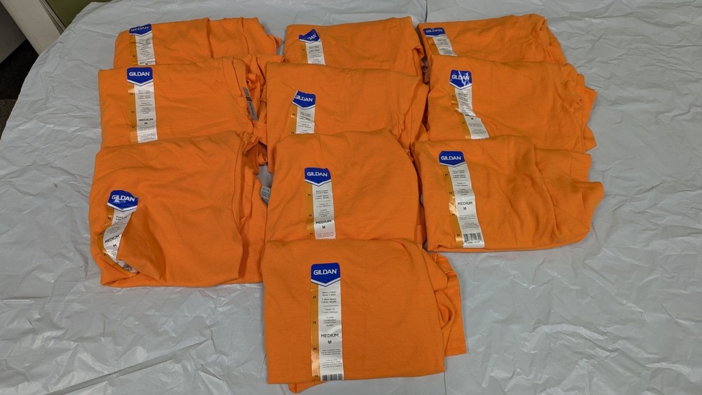 Gildan Unisex Adult Heavy Cotton t-shirt Medium 10-pack Orange Classic Fit G5000
