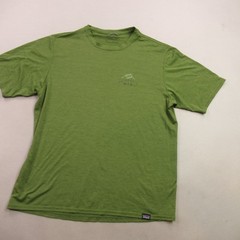 Patagonia Shirt Mens Small Green Short Sleeve Crew Neck Casual Outdoors
